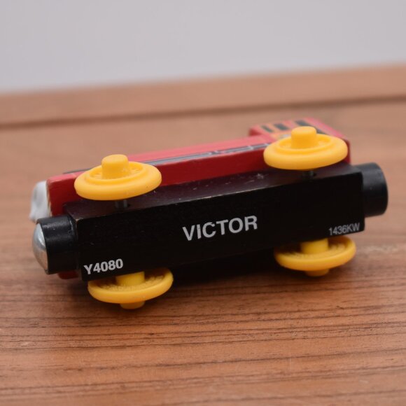 Victor - Thomas & Friends Wooden Railway Train Engine Tank Engine GUC 20… - Picture 7 of 7